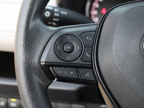 Used 2023 Toyota RAV4 XLE image 20