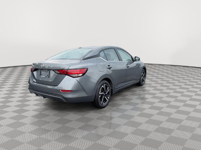 Used 2024 Nissan Sentra SV FWD image 11