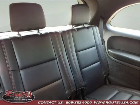 Used 2023 Dodge Durango GT AWD/4WD image 17