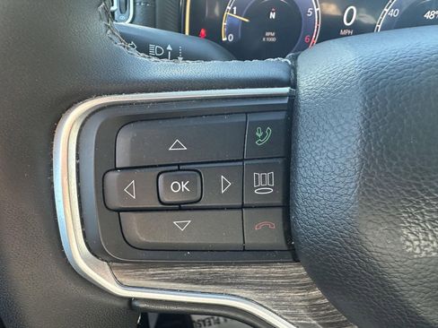 Used 2024 Jeep Wagoneer L Series II w/ Flexible Seating Group image 20