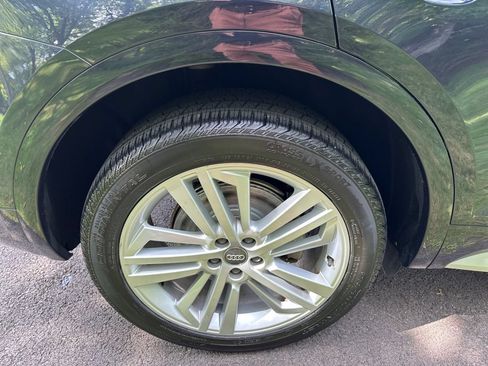 Used 2018 Audi Q5 2.0T Premium Plus w/ Premium Plus Package AWD/4WD image 18