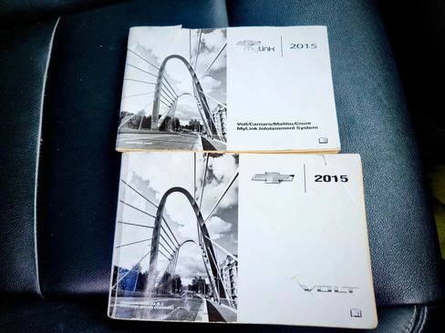 Used 2015 Chevrolet Volt Premium w/ Premium Trim Package image 33