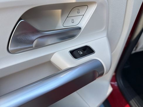 Used 2023 Mercedes-Benz EQB 250+ w/ Exclusive Package image 33