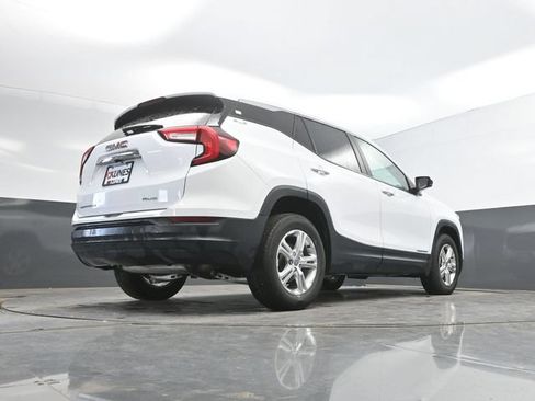 Used 2024 GMC Terrain SLE AWD/4WD image 44