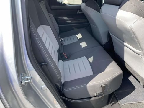 Used 2025 Toyota Tacoma TRD Sport image 37