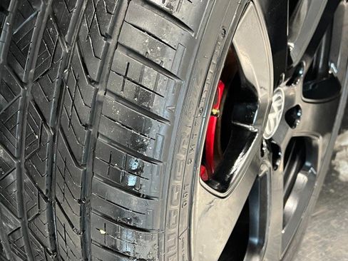 Used 2017 Volkswagen Golf S image 38