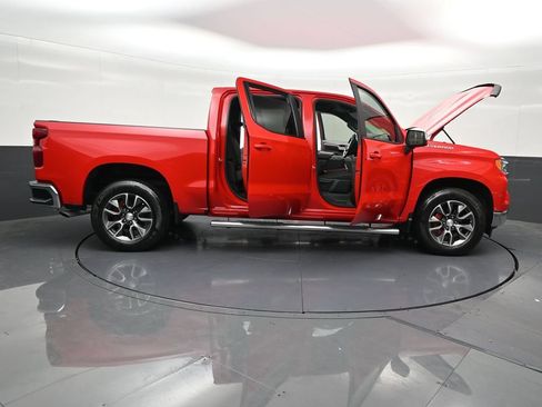 Used 2022 Chevrolet Silverado 1500 LT RWD image 31