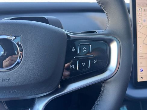 New 2026 Volvo EX30 Plus w/ Protection Package Premier image 14