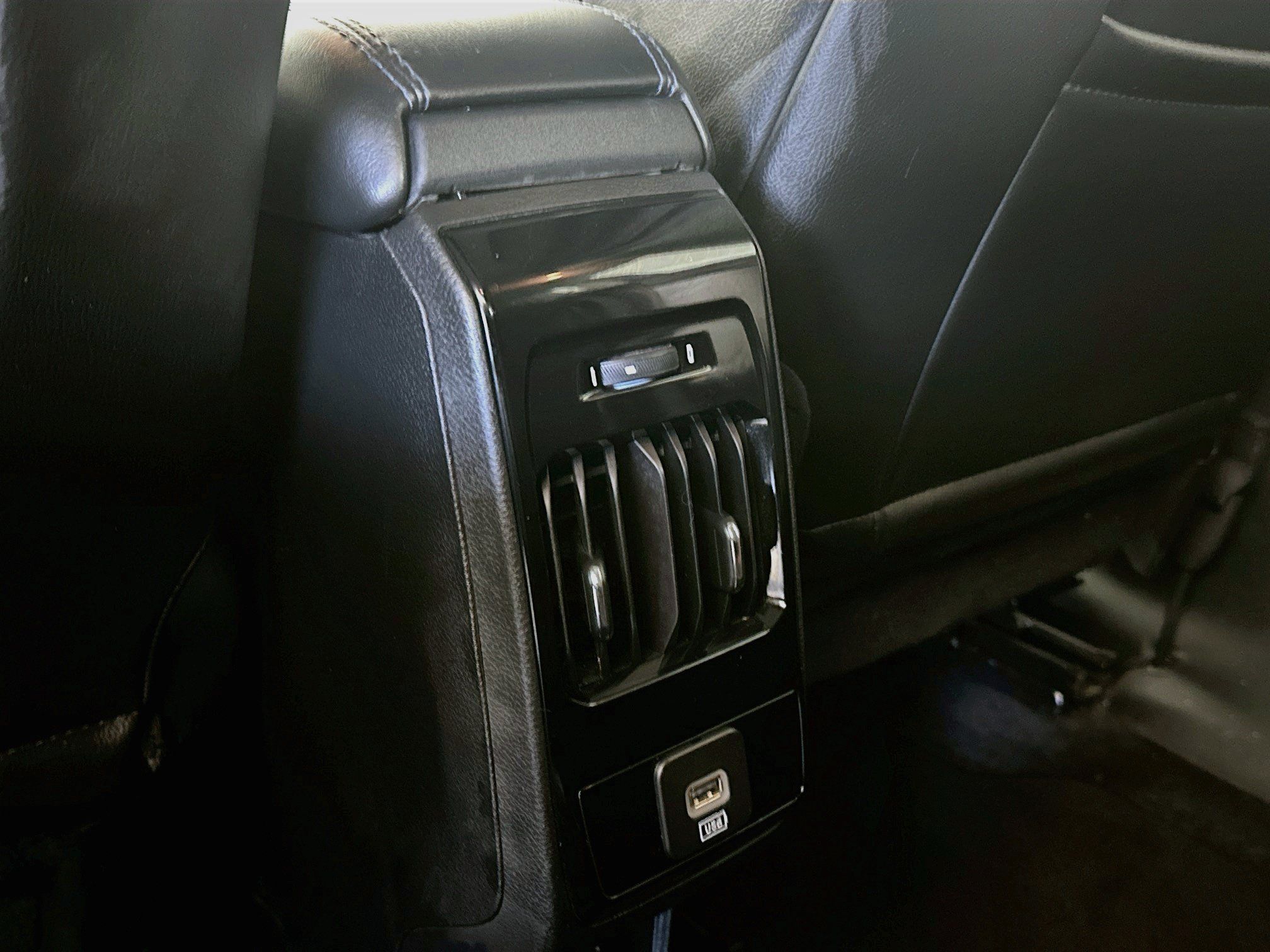 Used 2022 Jeep Compass Latitude FWD image 27