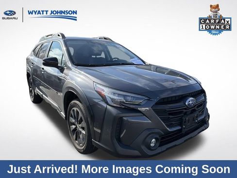 Used 2023 Subaru Outback Onyx Edition image 10