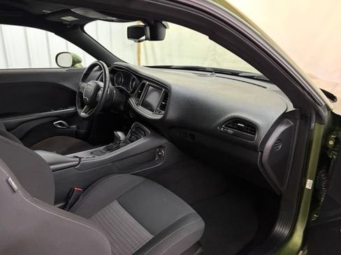 Used 2019 Dodge Challenger R/T RWD image 15