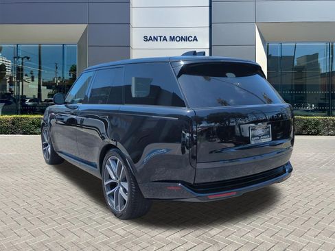 New 2026 Land Rover Range Rover SE AWD/4WD image 3