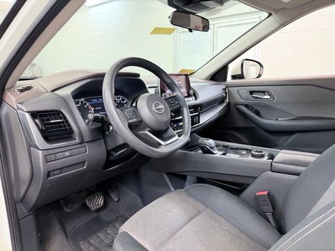 Used 2023 Nissan Rogue SV AWD/4WD image 15