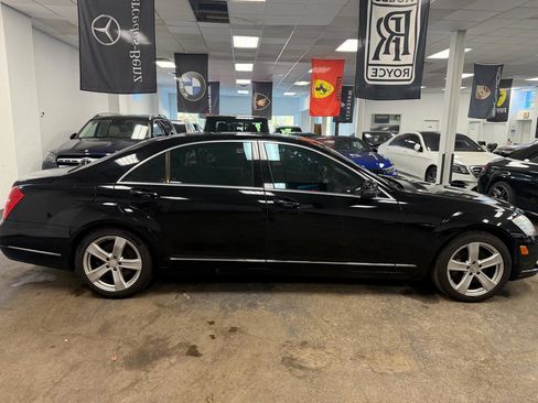 Used 2010 Mercedes-Benz S 550 4MATIC image 5