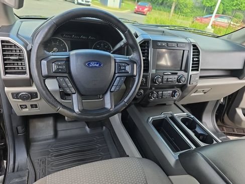 Used 2020 Ford F150 XLT w/ Equipment Group 302A Luxury AWD/4WD image 17