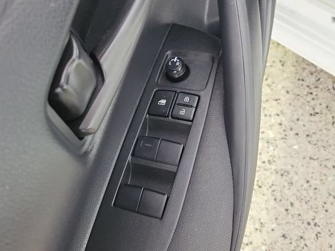 Used 2023 Toyota Corolla LE FWD image 22