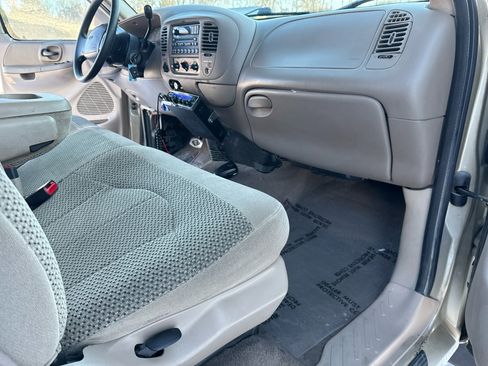 Used 2000 Ford F150 XL image 24