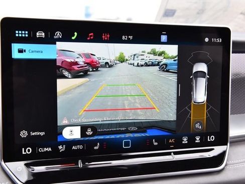 New 2026 Volkswagen Tiguan SE R-Line AWD/4WD image 13