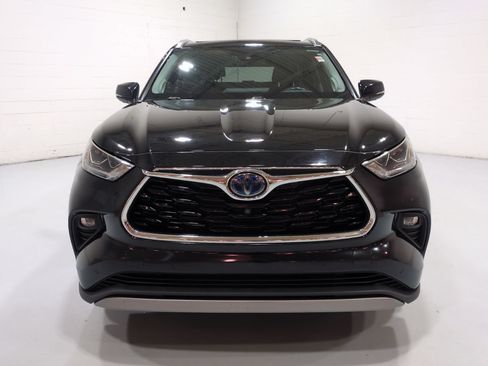 Used 2021 Toyota Highlander Platinum AWD/4WD image 9