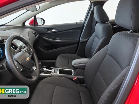 Used 2017 Chevrolet Cruze LT w/ Convenience Package FWD image 8