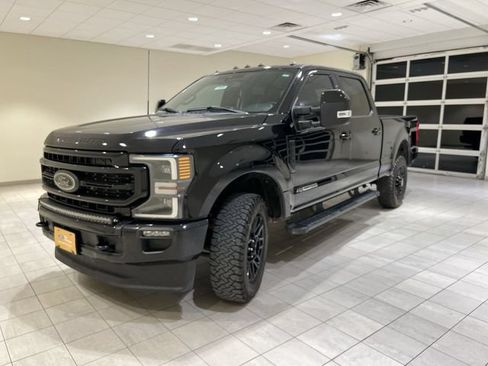 Certified 2022 Ford F350 Lariat w/ Lariat Ultimate Package AWD/4WD image 1