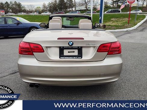 Used 2013 BMW 328i Convertible image 4