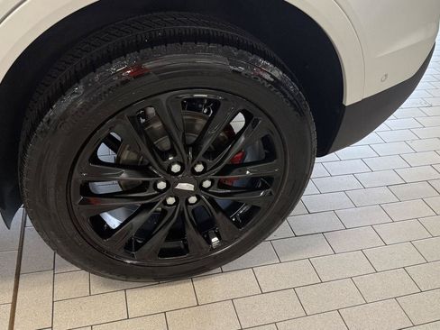 Used 2023 Cadillac XT5 Sportv w/ Technology Package AWD/4WD image 14