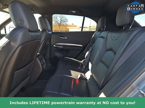 Used 2024 Cadillac XT4 Premium Luxury image 11