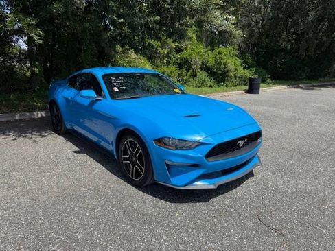 Used 2022 Ford Mustang Premium RWD image 7