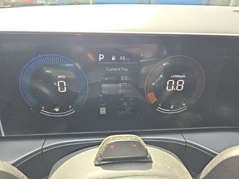 Used 2025 Hyundai Santa Fe SEL AWD/4WD image 12