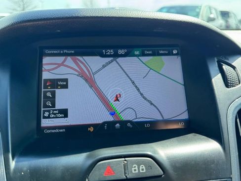 Used 2014 Ford Focus Titanium image 23