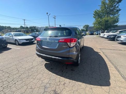 Used 2019 Honda HR-V LX image 14