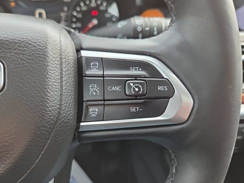 Used 2024 Jeep Compass Limited w/ Sun and Sound Group AWD/4WD image 30