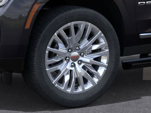 New 2026 GMC Yukon XL Denali w/ Sun & Power Step Package RWD image 9