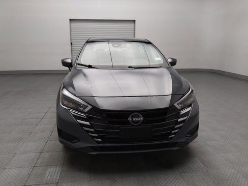 Used 2025 Nissan Versa SV FWD image 14