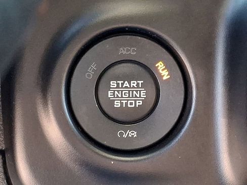 Used 2021 Jeep Wrangler Unlimited Sport image 23