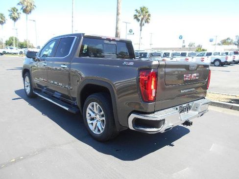 Used 2020 GMC Sierra 1500 SLT w/ SLT Premium Plus Package AWD/4WD image 5