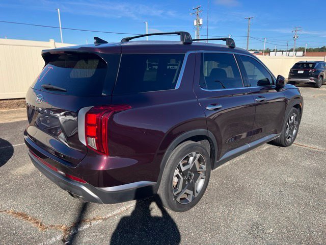 Used 2024 Hyundai Palisade SEL FWD image 4