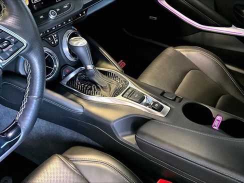 Used 2018 Chevrolet Camaro SS RWD image 5