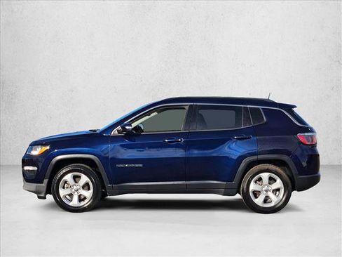 Used 2018 Jeep Compass Latitude w/ Popular Equipment Group image 8