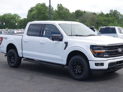 New 2026 Ford F150 XLT w/ Equipment Group 302A MID AWD/4WD image 7