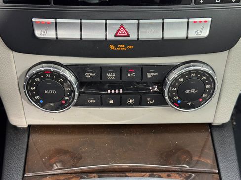 Used 2013 Mercedes-Benz C 300 C 300 Sport w/ Premium Package image 28