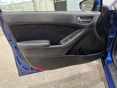 Used 2018 Kia Forte S image 11