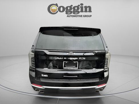 New 2026 Chevrolet Suburban High Country image 5