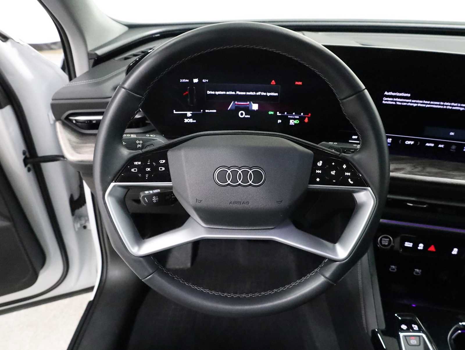 Certified 2025 Audi Q5 Premium AWD/4WD image 23
