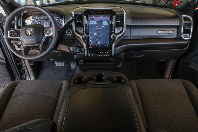 Used 2025 RAM 2500 Big Horn AWD/4WD image 36