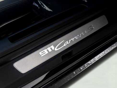 Used 2025 Porsche 911 Carrera S image 99