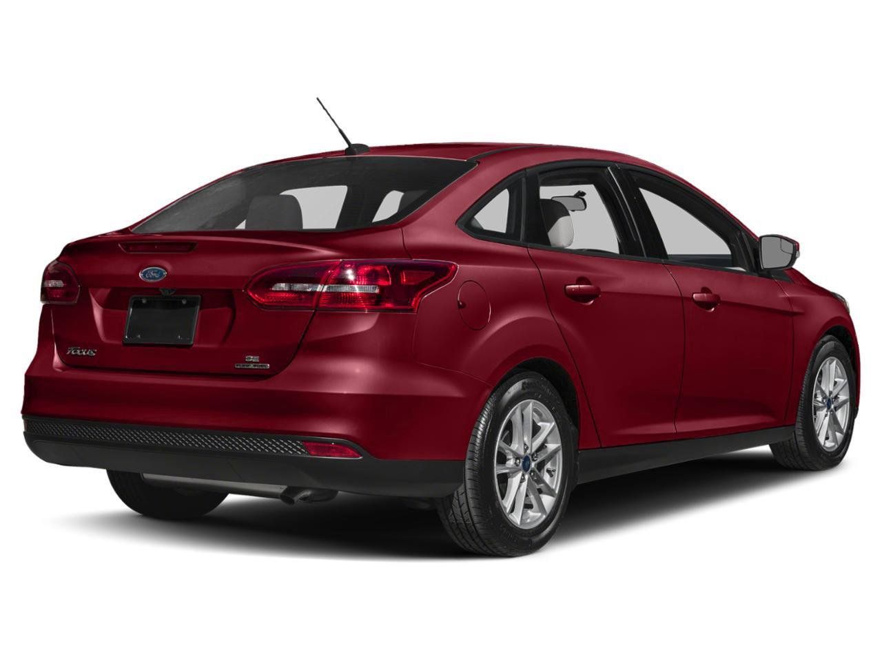 Used 2015 Ford Focus SE w/ SE Cold Weather Package FWD image 11