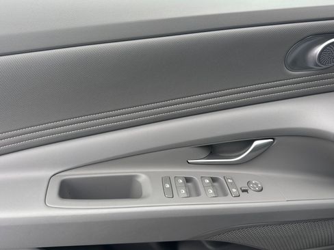 Certified 2026 Hyundai Elantra Sport FWD image 14