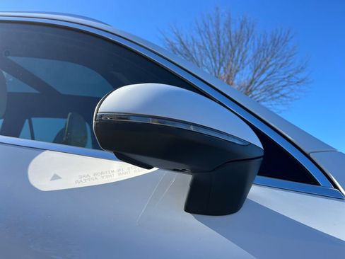 Certified 2025 Mercedes-Benz GLC 300 4MATIC image 16